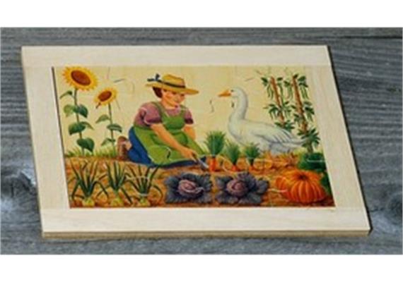 Atelier Fischer 6021 Puzzle Bauernhof 12-teilig Frau mit Gans