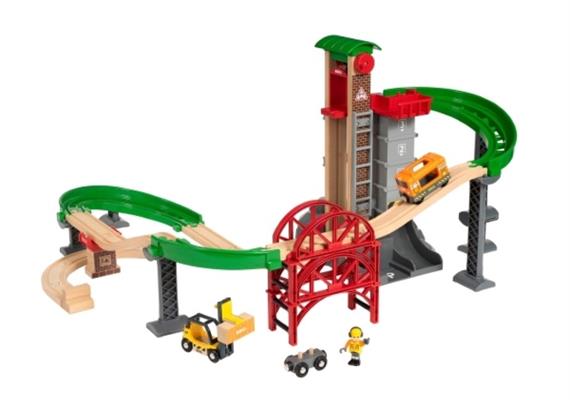 BRIO 33887 Grosses Lagerhaus-Set mit Aufzug