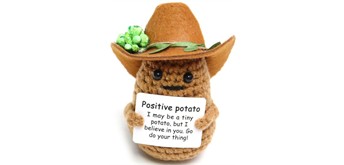 Gestrickter Positiver Freund Cowboy 9 cm