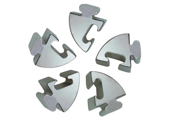 Huzzle Cast Puzzle - Level 4 - Ufo