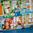 LEGO® Friends 42670 Heartlake City Wohn- und Einkaufsstrasse | Bild 5