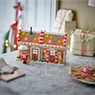 LEGO® Iconic 40809 Weihnachtliches Lebkuchenhaus | Bild 6