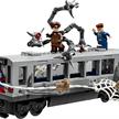 LEGO® Super Heroes 76321 Spider-Man vs. Doc Ock: Showdown in der U-Bahn | Bild 2