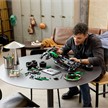 LEGO® Technic 42240 Aston Martin Aramco AMR25 F1 Auto | Bild 6