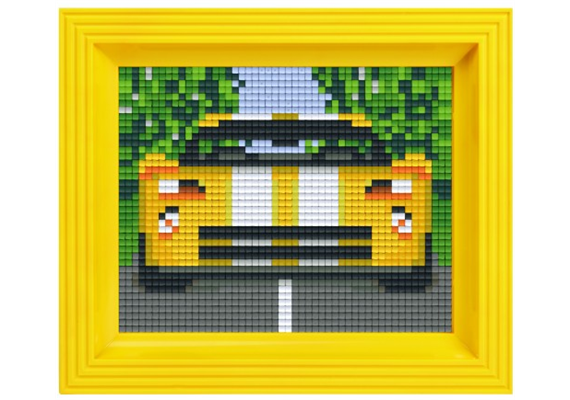Pixel Geschenkbox mit 25 Pixel Vierecke - Gelb-Rennwagen