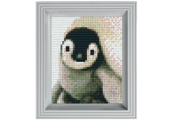 Pixel Geschenkverpackung - Pinguin mit Rahmen