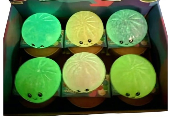Squishy Dumpling Glow in the Dark Glitter 8.5 cm 1 Stück